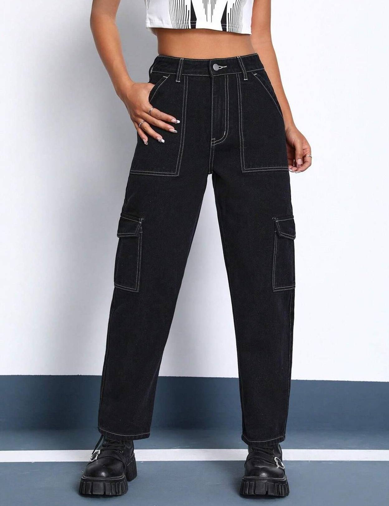 WomenRegularHighRiseBlackJeans-0.jpg_3_39049041-9e8f-4fa4-be9e-1a7670e48946.jpg