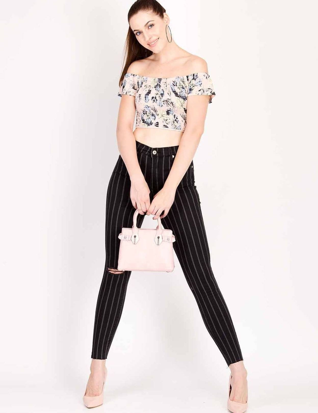 WomenRegularHighRiseBlackJeans-3.jpg_6_6e5a507c-3bab-43cb-a0d3-13c5313fd39e.jpg