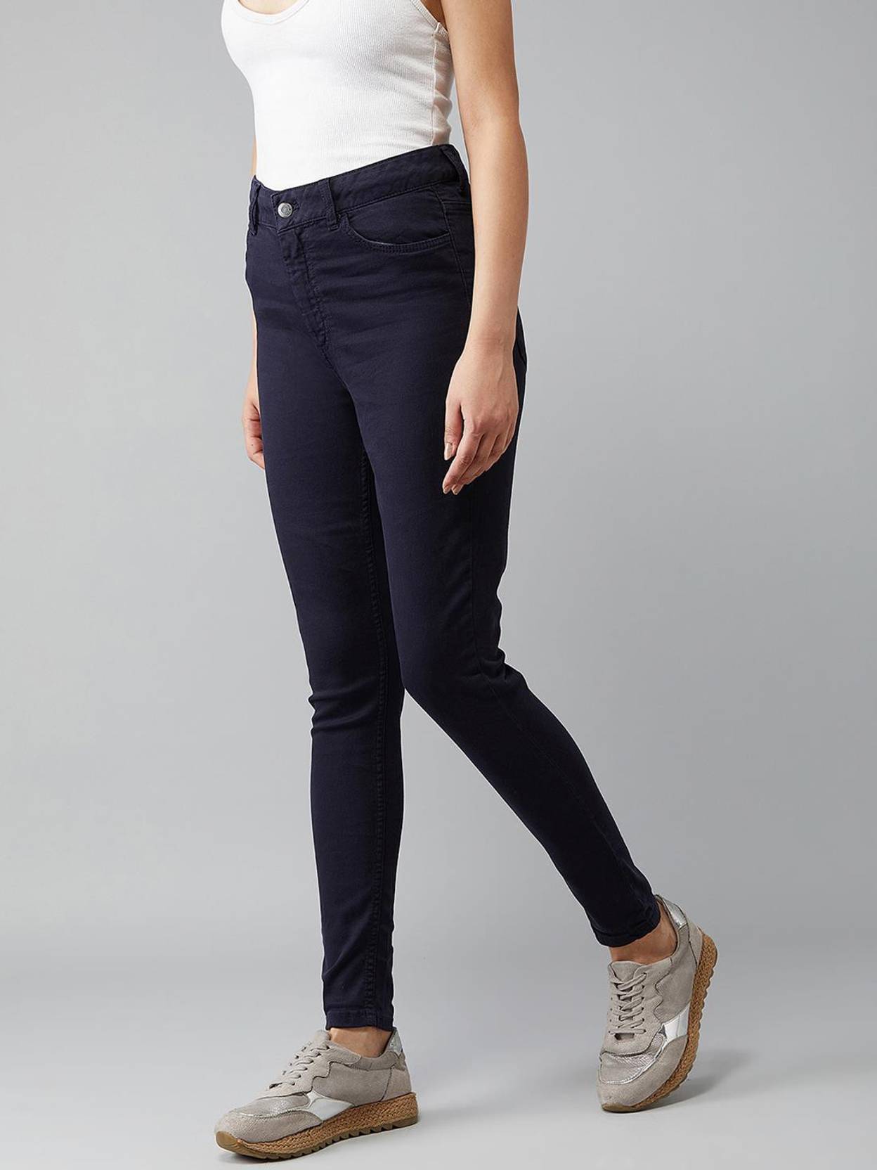 KOTTY Women Regular Mid Rise Black Jeans