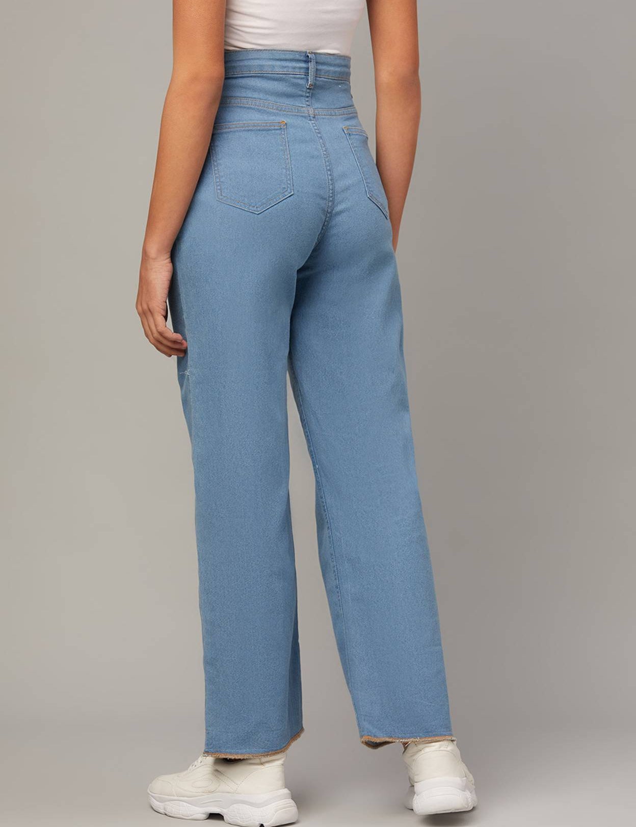 WomenRegularMidRiseLightBlueJeans-3.jpg_1.jpg