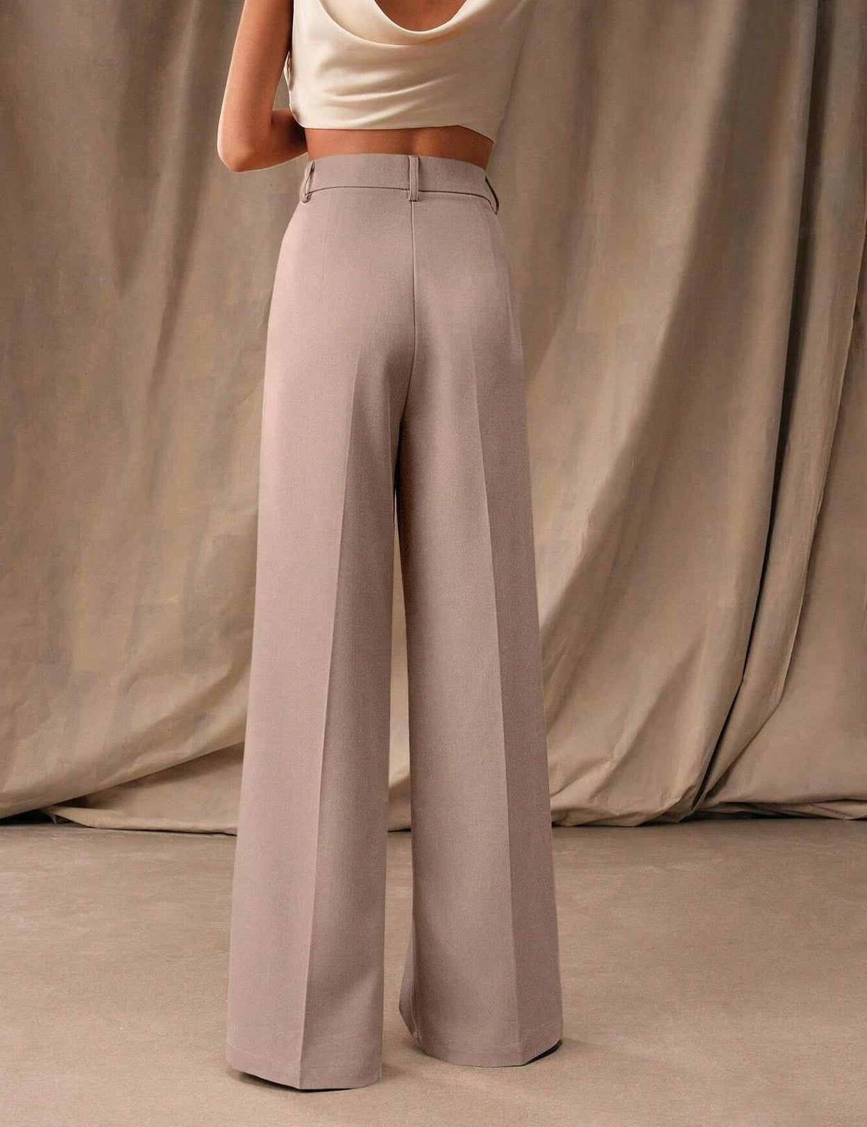 WomenRelaxedPinkViscoseRayonTrousers-1_jpg_0aa0e97d-850f-4822-914e-e4ea86dae2f3.jpg
