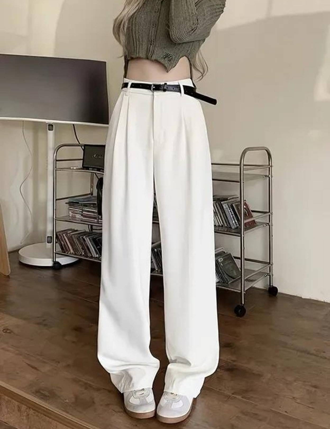 WomenRelaxedWhiteCottonBlendTrousers-2_jpg.jpg