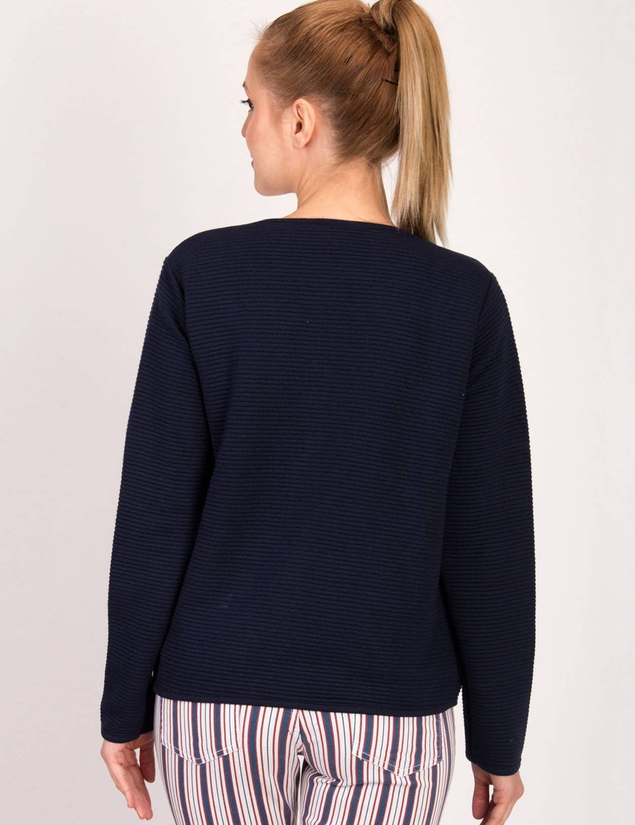 WomenSelfDesignCasualJacket-3_jpg_4ccaa3b6-39ac-444d-b222-77d1cd10b0e2.jpg
