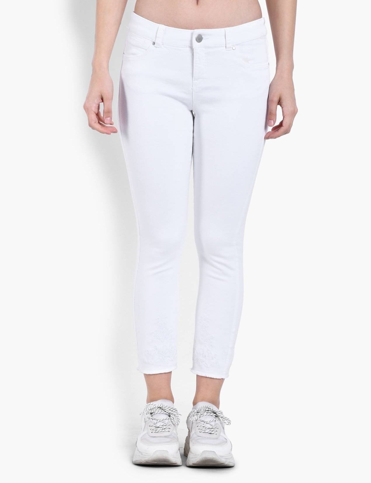 WomenSkinnyHighRiseWhiteJeans-0_jpg.jpg