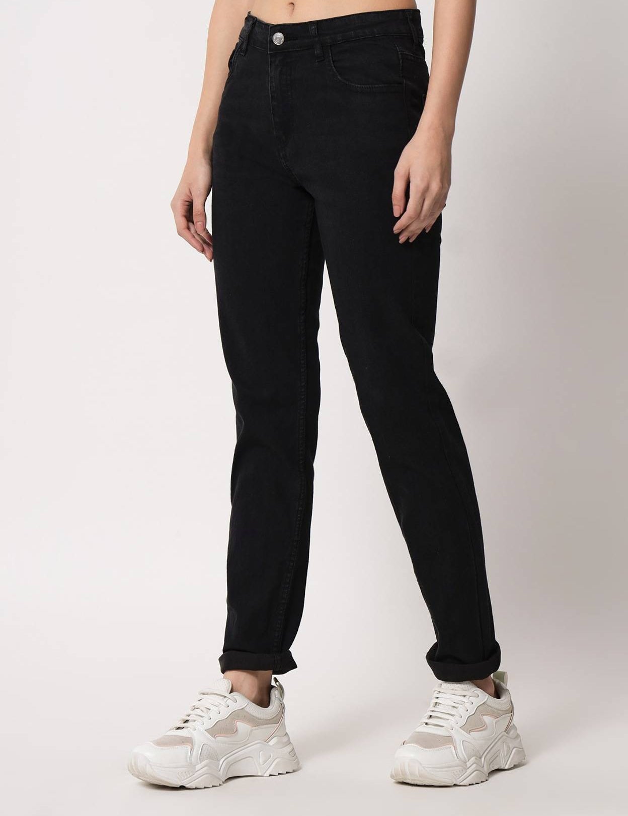 WomenSlimMidRiseBlackJeans-1_jpg.jpg