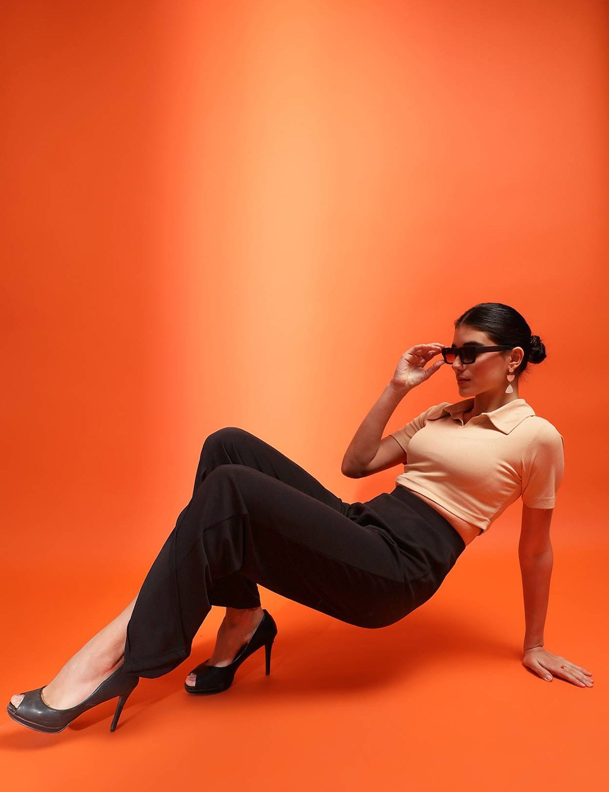 WomenStraightFitBlackViscoseRayonTrousers-0_jpg.jpg