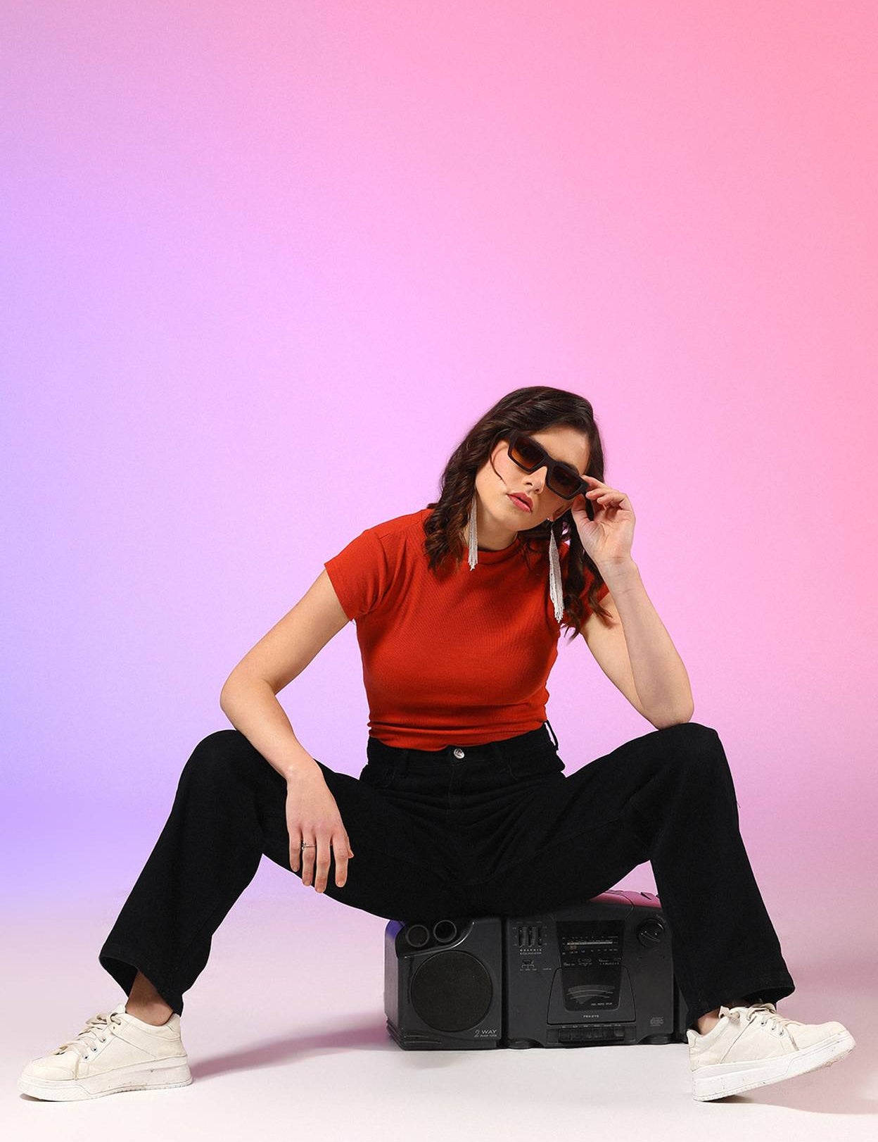 WomenStraightFitHighRiseBlackJeans-0.jpg_4.jpg