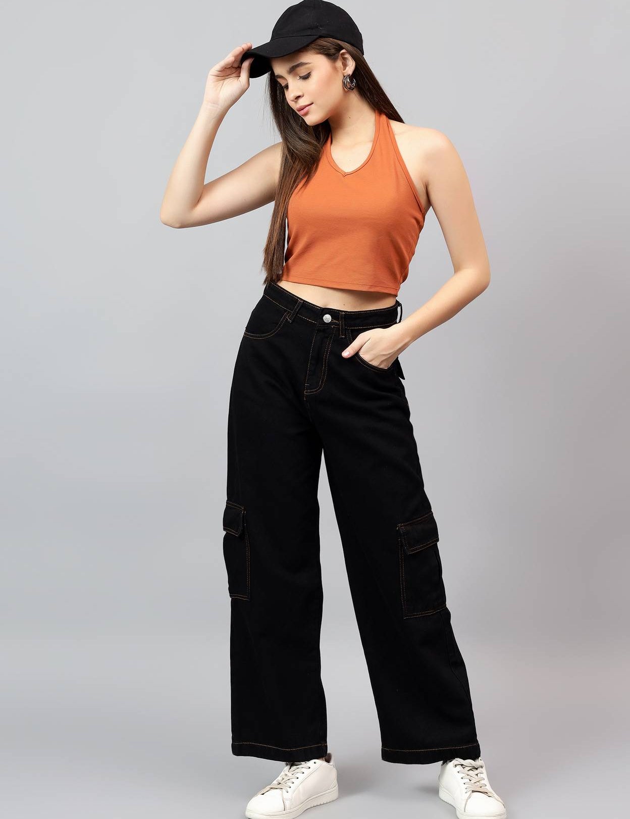 WomenStraightFitHighRiseBlackJeans-1.jpg_9.jpg