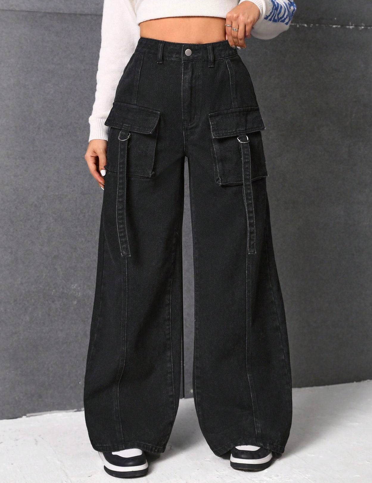 WomenStraightFitHighRiseBlackJeans-5.jpg_3.jpg