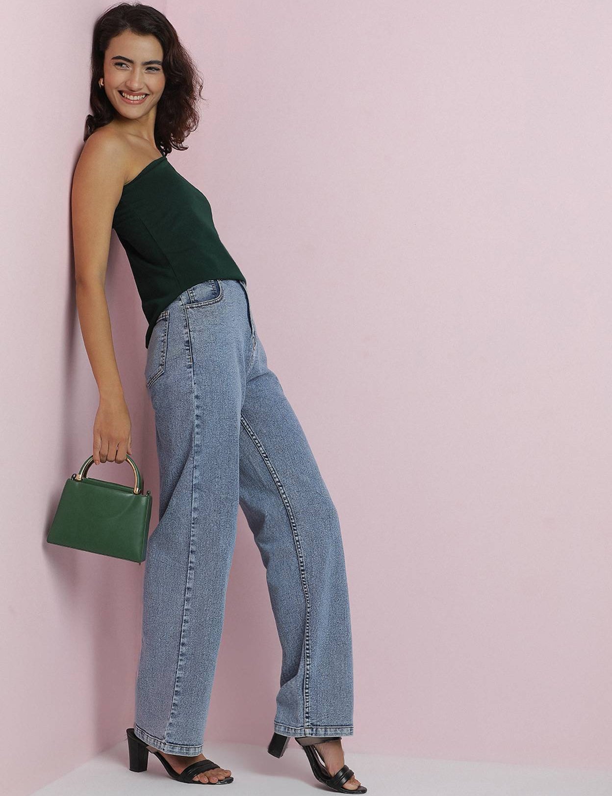 WomenStraightFitHighRiseBlueJeans-0.jpg_3.jpg