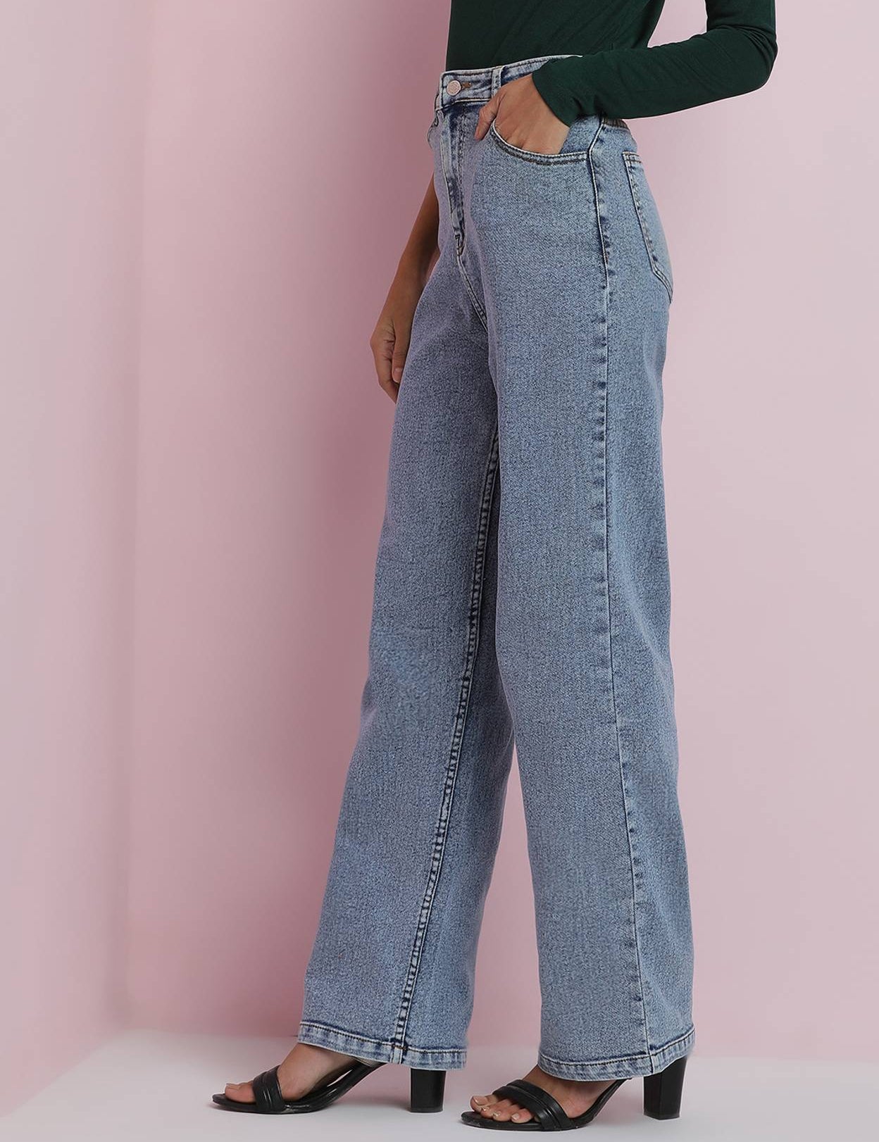 WomenStraightFitHighRiseBlueJeans-2.jpg_3.jpg