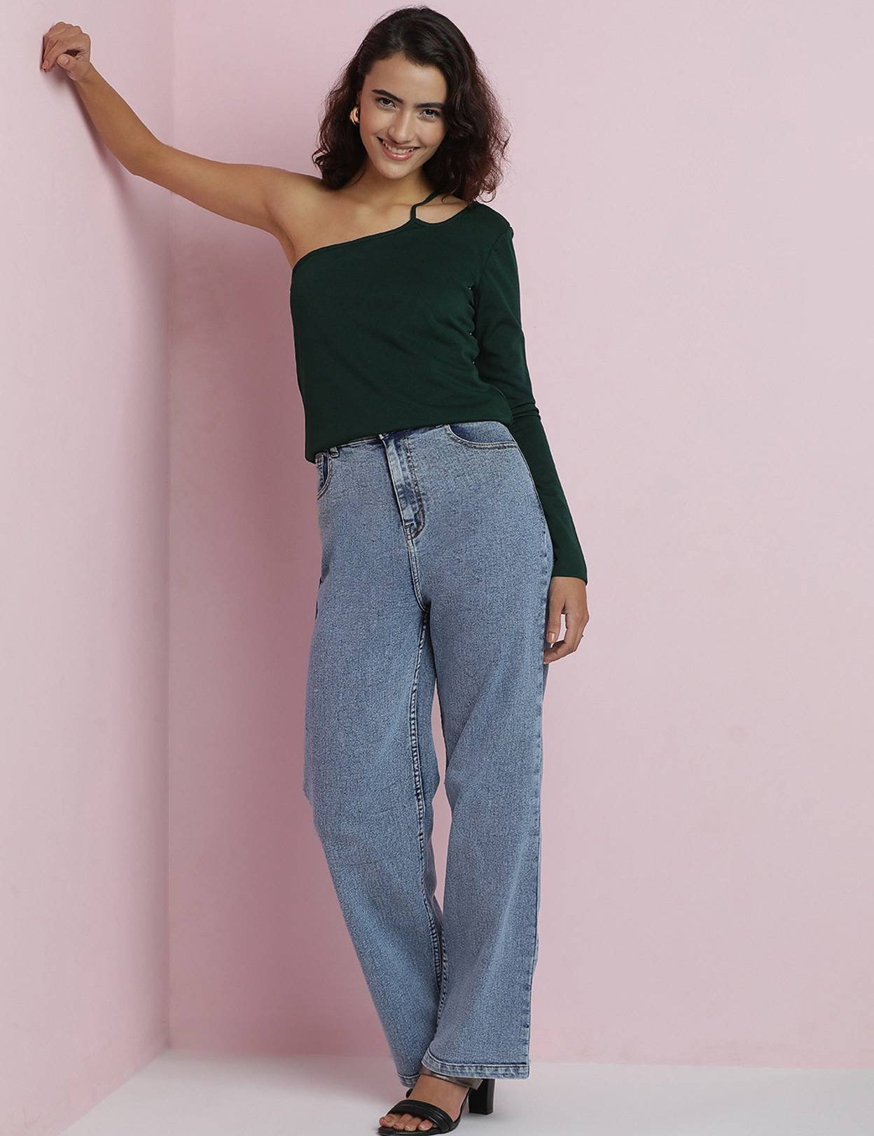 WomenStraightFitHighRiseBlueJeans-6.jpg_1.jpg
