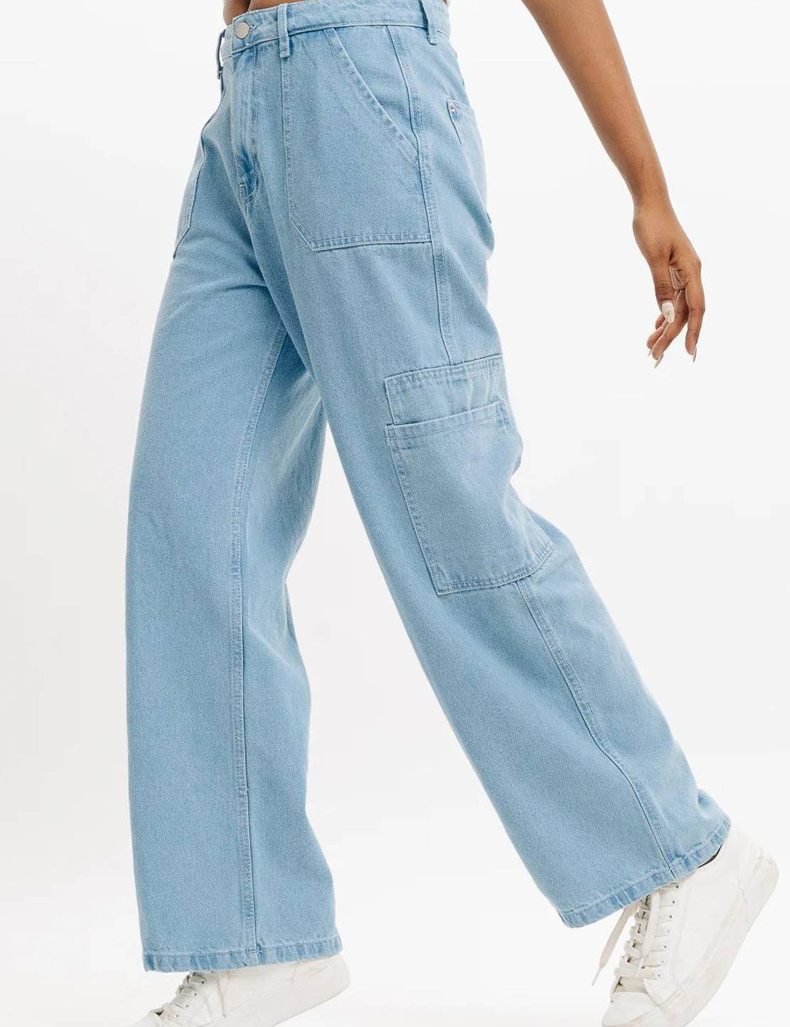 WomenStraightFitHighRiseLightBlueJeans-0_jpg.jpg