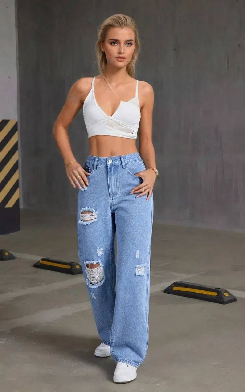 KOTTY Women Straight Fit High Rise Light Blue Jeans