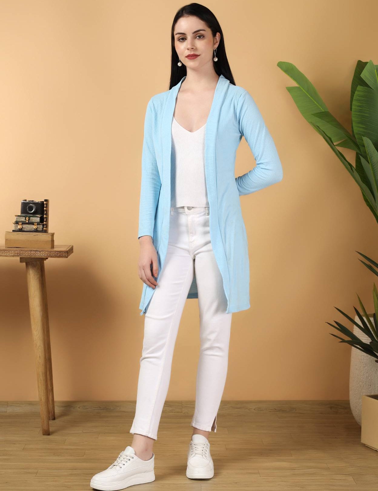 WomenStraightFullSleeveBlueShrug-0_jpg_43397ff4-edfe-4b50-9b4b-e5c75183ecda.jpg