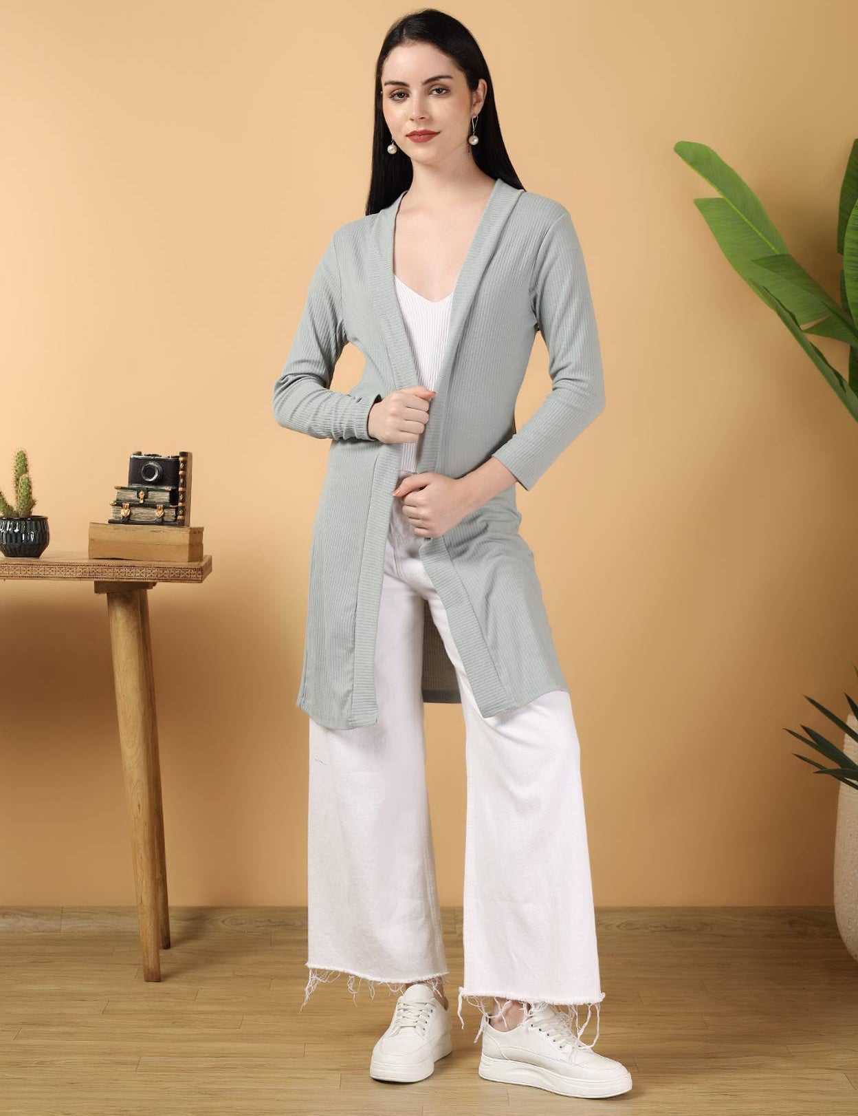 WomenStraightFullSleeveGreyShrug-0_jpg.jpg