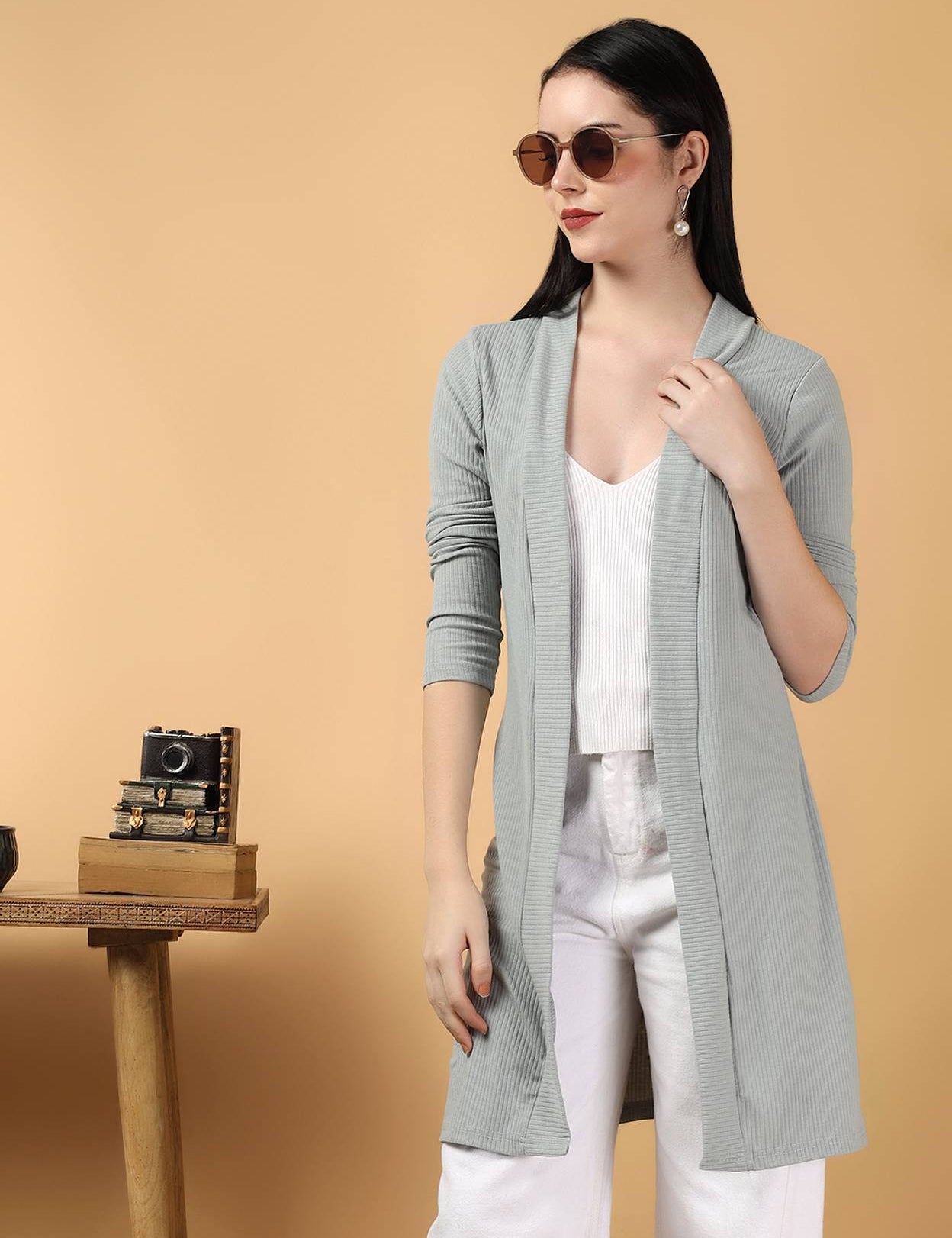 WomenStraightFullSleeveGreyShrug-2_jpg.jpg