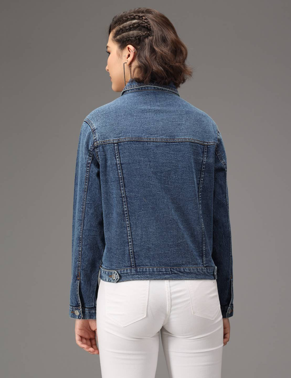 WomenWashedDenimJacket-3_jpg_400ab2be-9c1c-41e9-93e1-e47429daa17e.jpg
