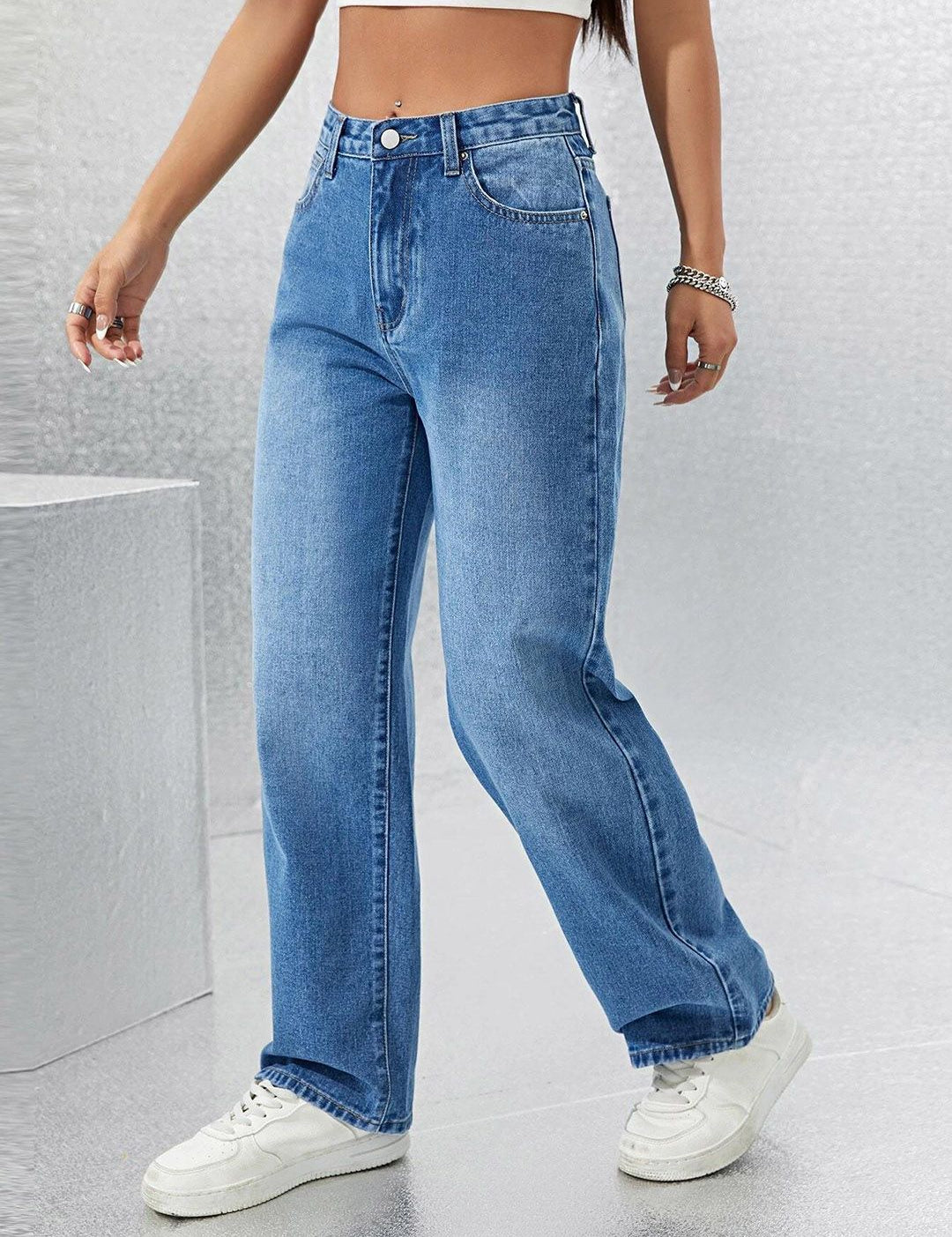 Kotty Women Straight Fit High-Rise Stretchable Jeans