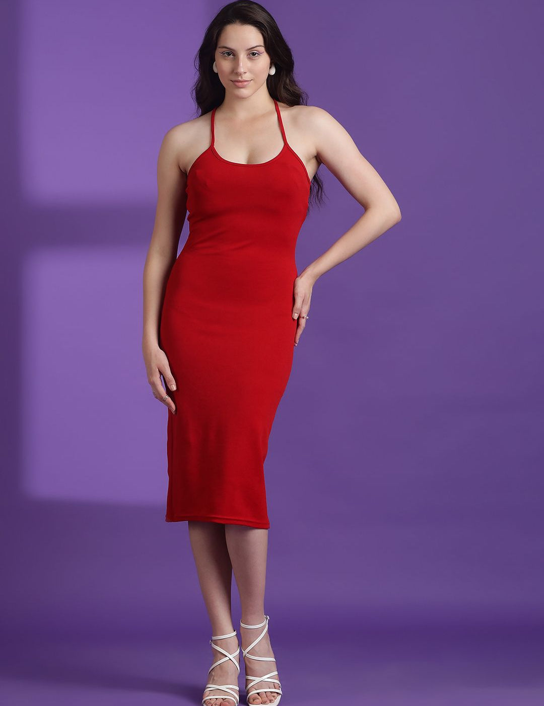 Kotty Women Solid Halter Neck Sheath Dress