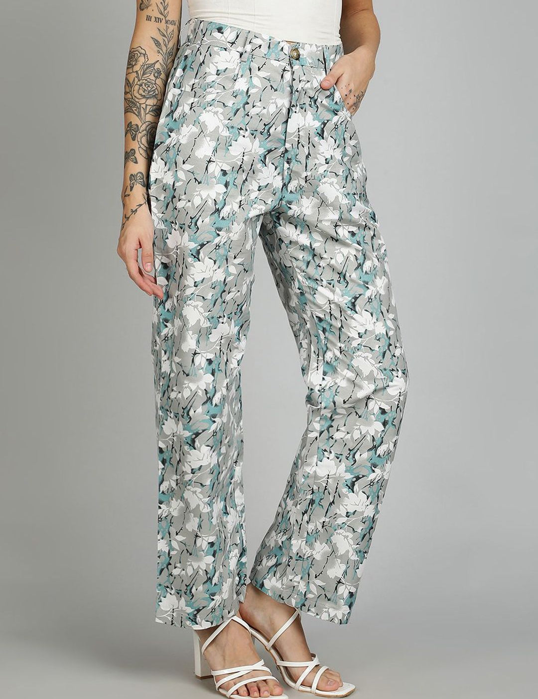Kotty Women Floral Printed Straight Fit High-Rise Trousers