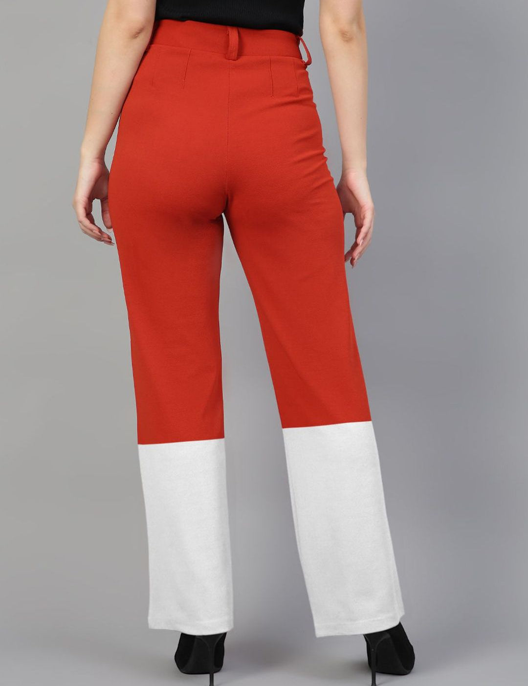 Kotty Women Colourblocked High-Rise Straight Fit Easy Wash Regular Trousers