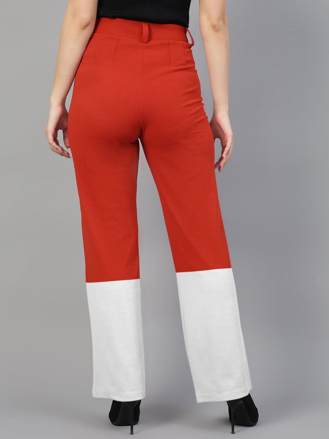 Kotty Women Colourblocked High-Rise Straight Fit Easy Wash Regular Trousers