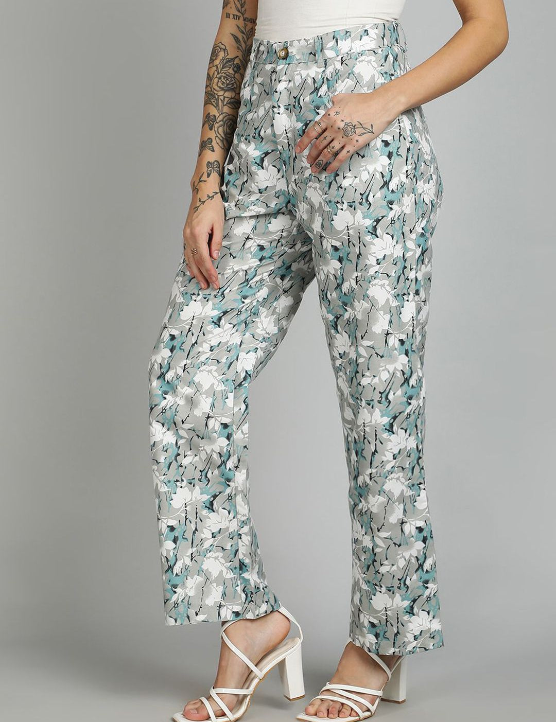 Kotty Women Floral Printed Straight Fit High-Rise Trousers