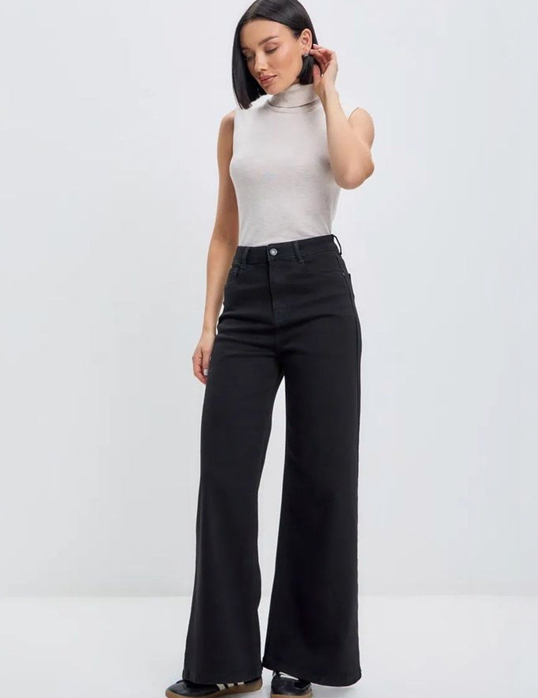 X7_KTTLADIESJEANS1003_1_8d484971-82e3-4779-a7ee-a4f6f3af3696.jpg