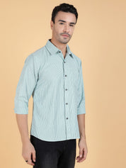 Kotty Men Relaxed Spread Collar Graphic Printed Casual Shirt