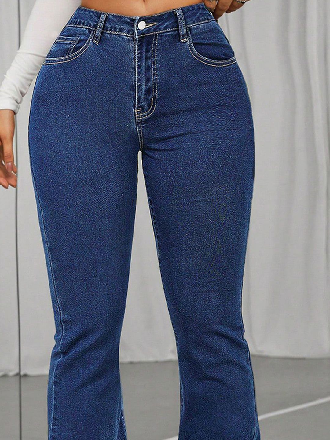 Kotty Women Bootcut Mid-Rise Stretchable Jeans