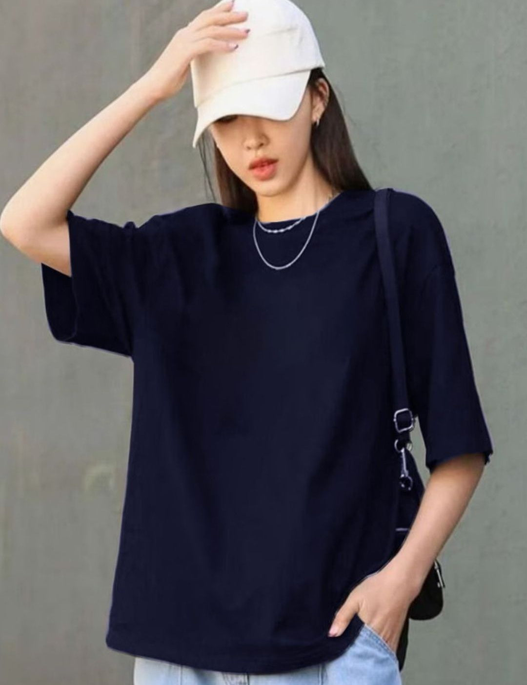 Kotty Round Neck Drop-Shoulder Sleeves Oversized T-shirt