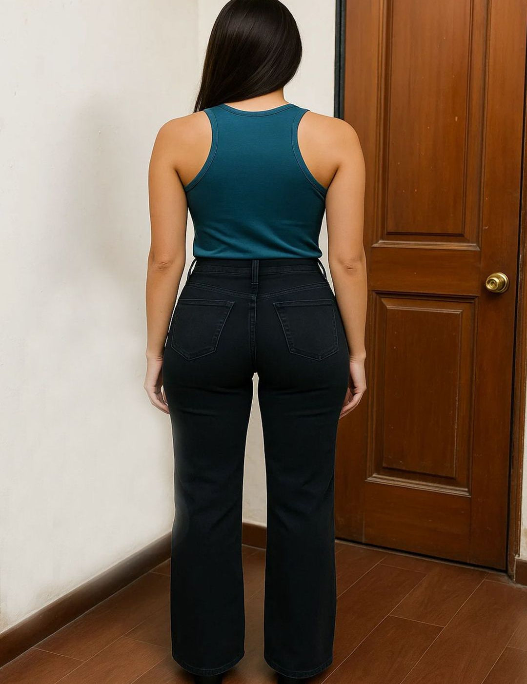 Kotty Women Straight Fit High-Rise Stretchable Jeans