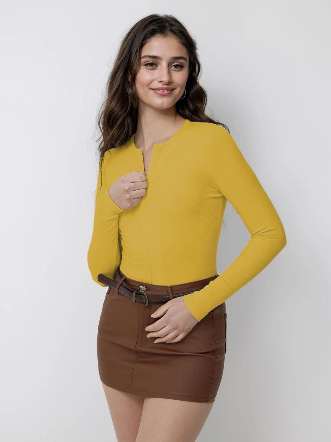 Kotty Women Solid V-Neck Top