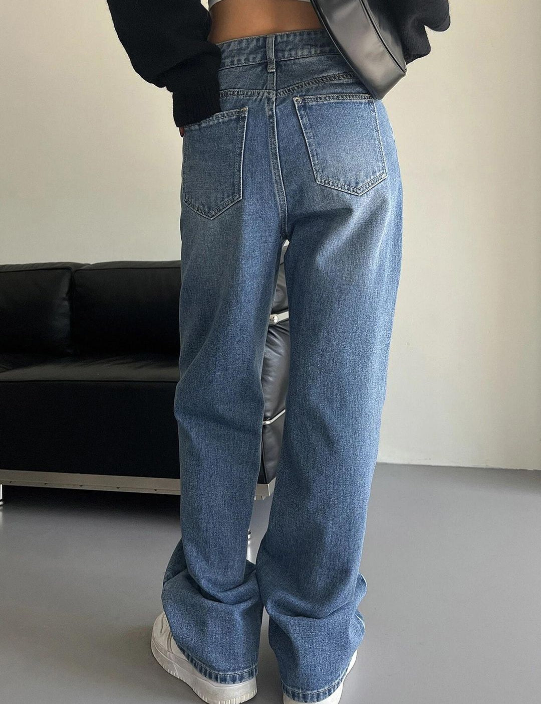 Kotty Women Straight Fit High-Rise Stretchable Jeans