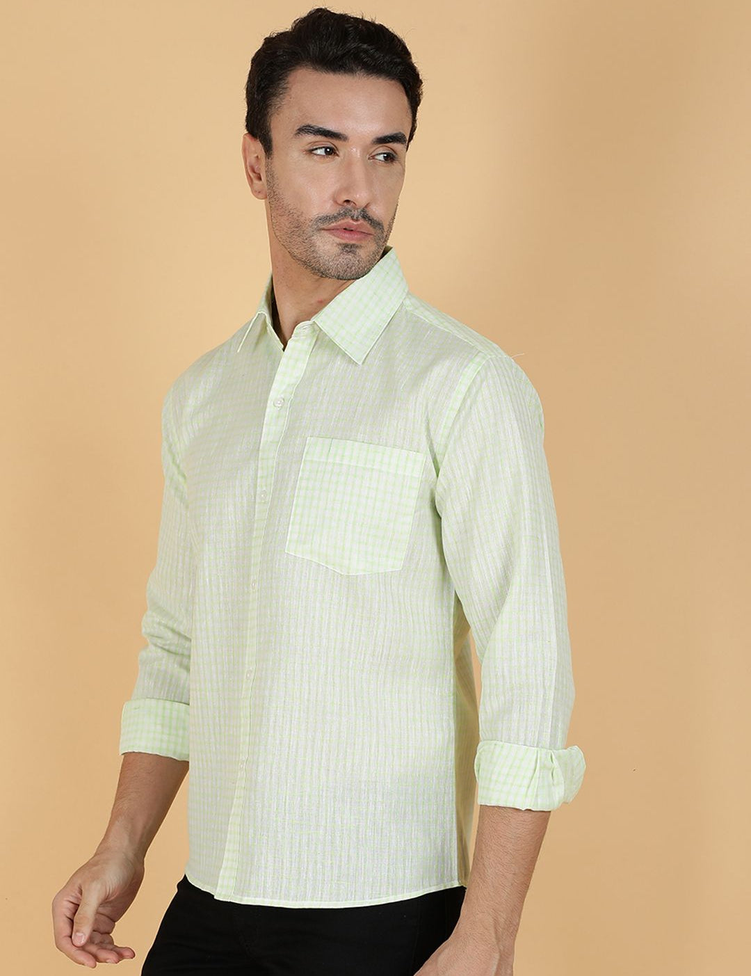 Kotty Men Relaxed Spread Collar Graphic Printed Casual Shirt