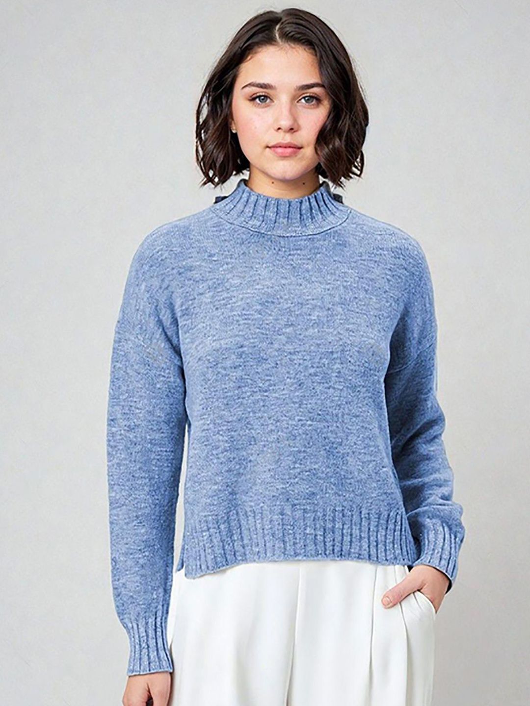 Kotty Women Round Neck Pullover