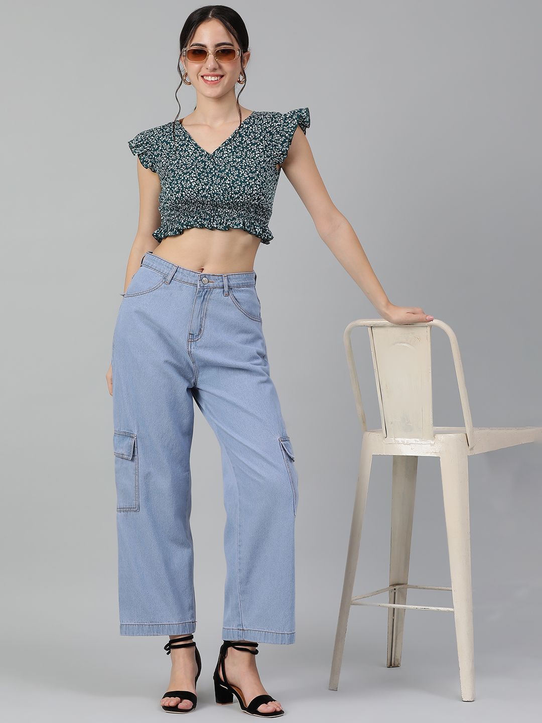 Kotty Floral Print Flutter Sleeve Crepe Crop Top