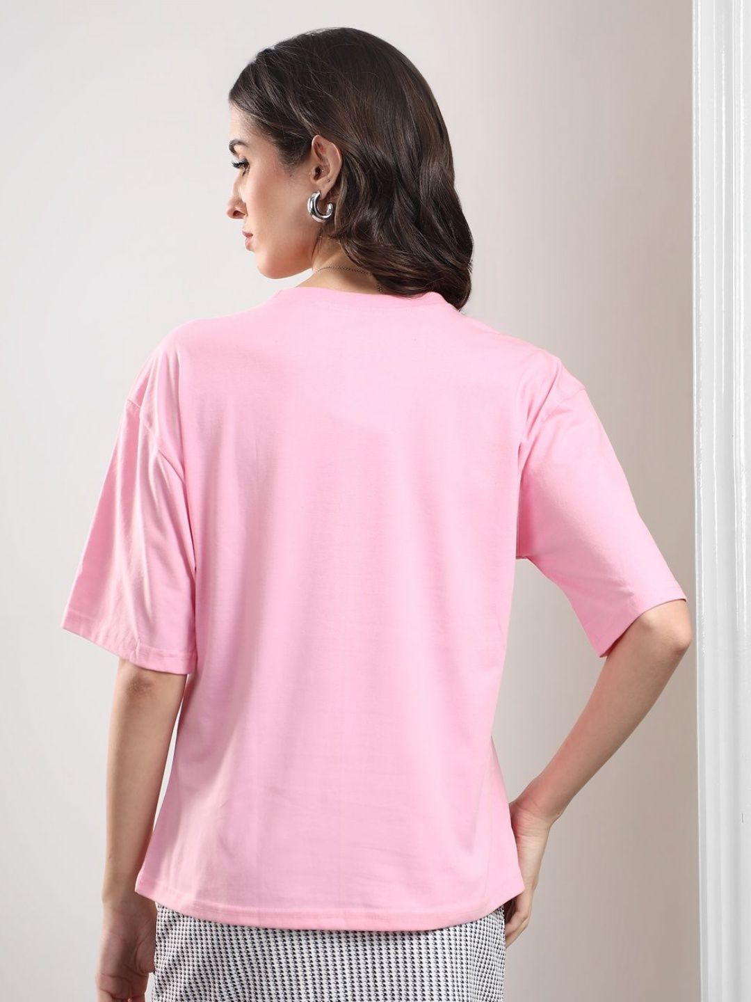 Kotty Abstract Printed Round Neck Cotton T-shirt