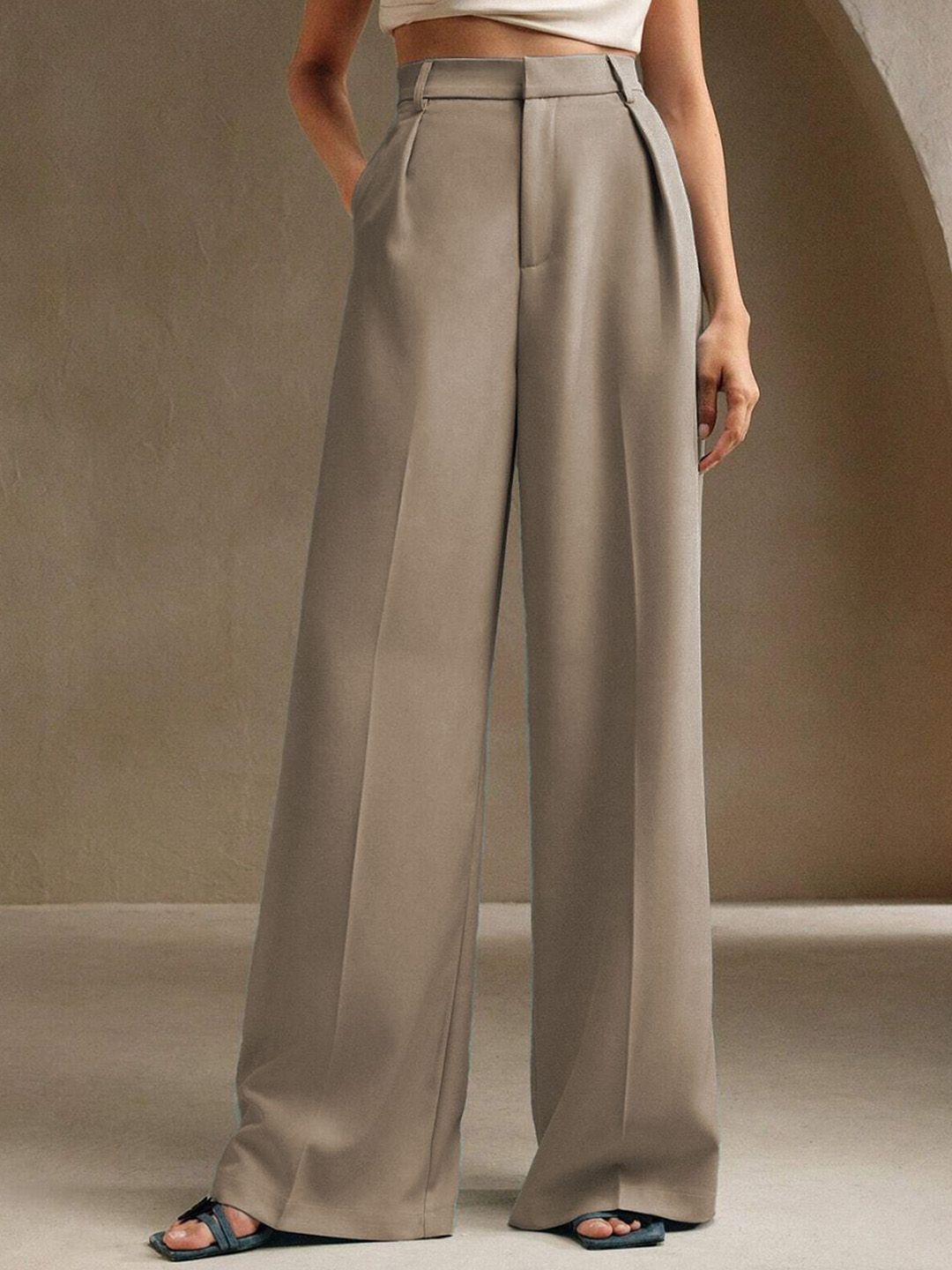 Kotty Women Relaxed Fit High-Rise Trousers