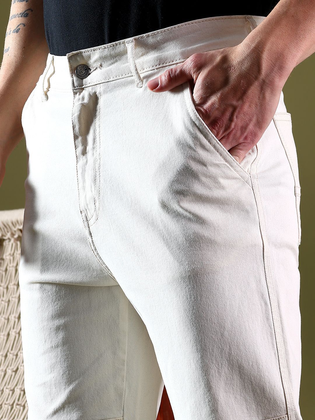 Kotty Men Jean Low-Rise Light Fade Stretchable Jeans