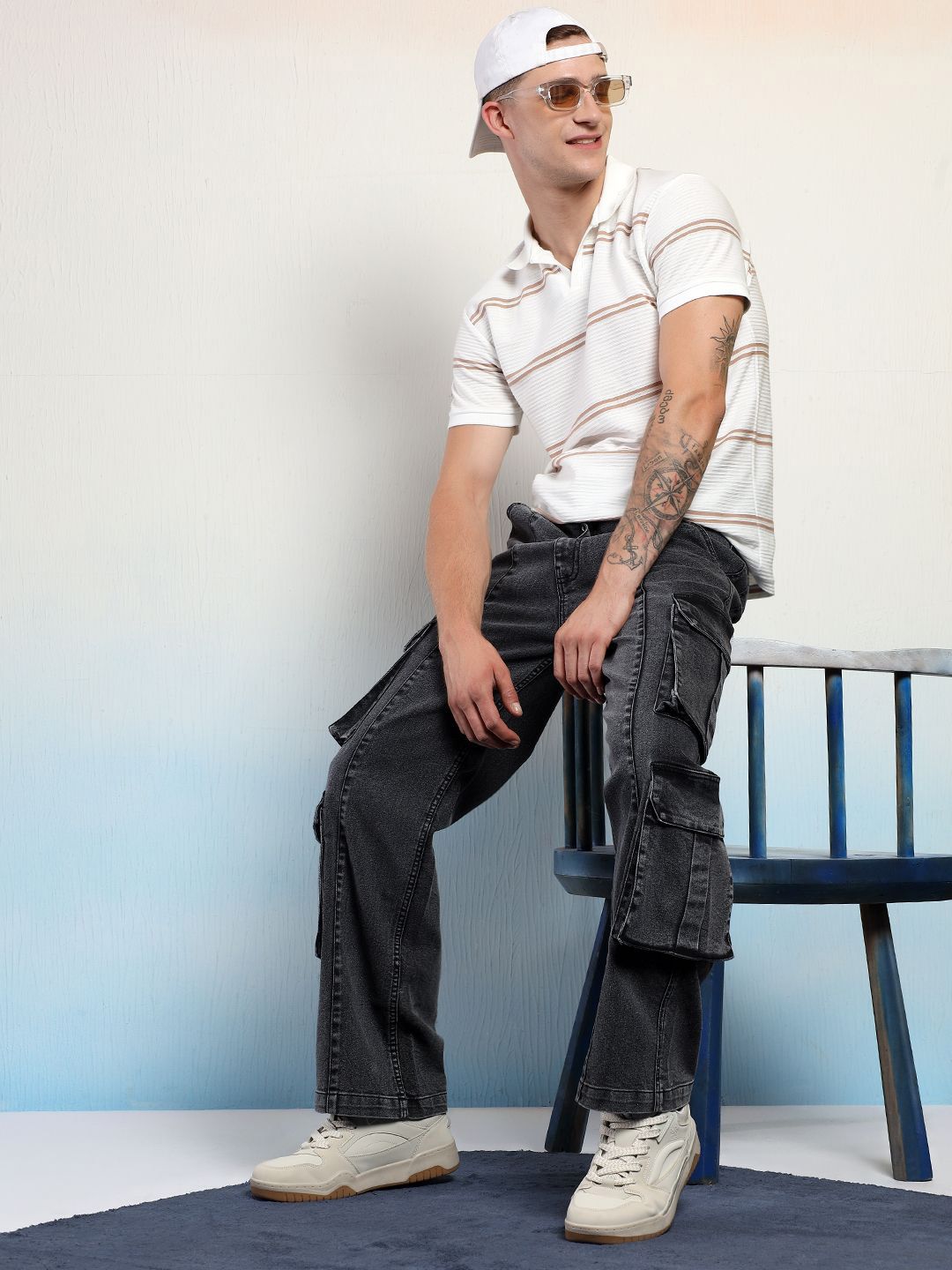 Kotty Men Straight Fit Low-Rise Wrinkle Free Pleated Cargos Trousers