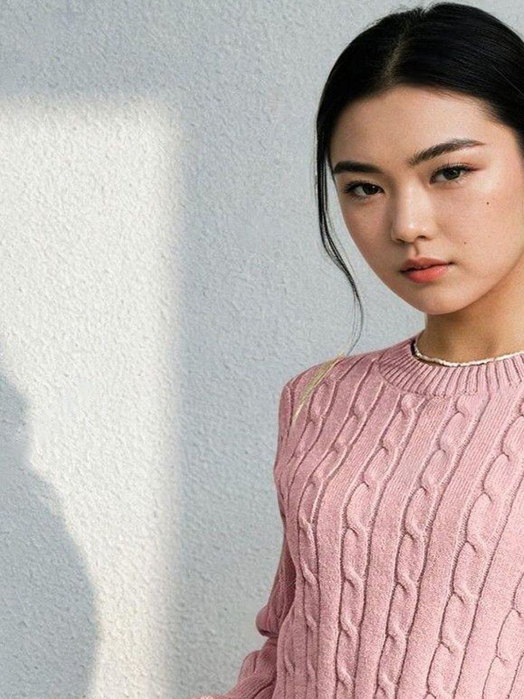 Kotty Women Cable Knit Round Neck Long Sleeves Crop Pullover Sweaters