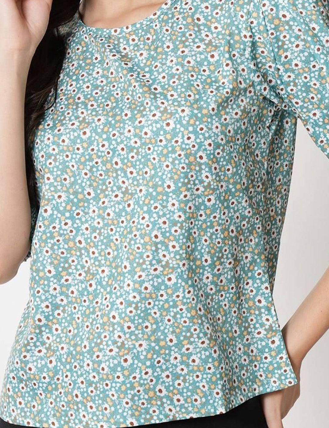 Kotty  Women Floral Printed Puff Sleeve Top