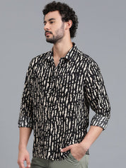 Kotty Men Spread Collar Abstract Printed Cotton Casual Shirt