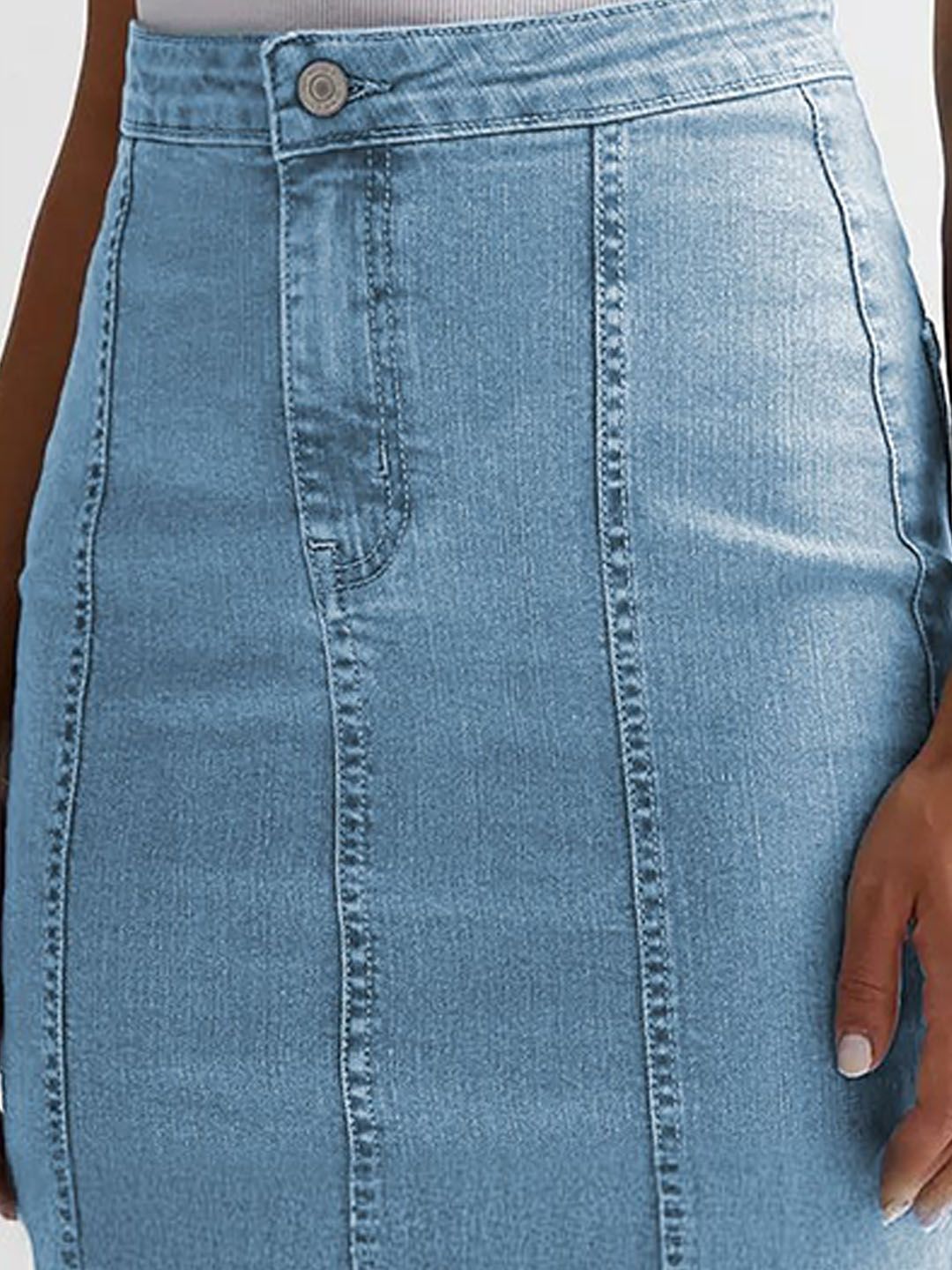 Kotty Pencil Knee Length Skirt