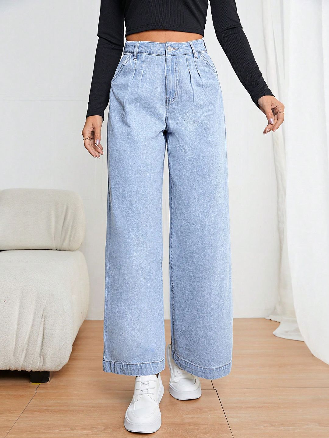 Kotty Women Flared High-Rise Stretchable Jeans