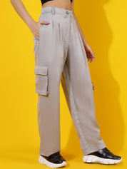 Kotty Women Relaxed Straight Leg Straight Fit High-Rise Easy Wash Pleated Cargos Trousers