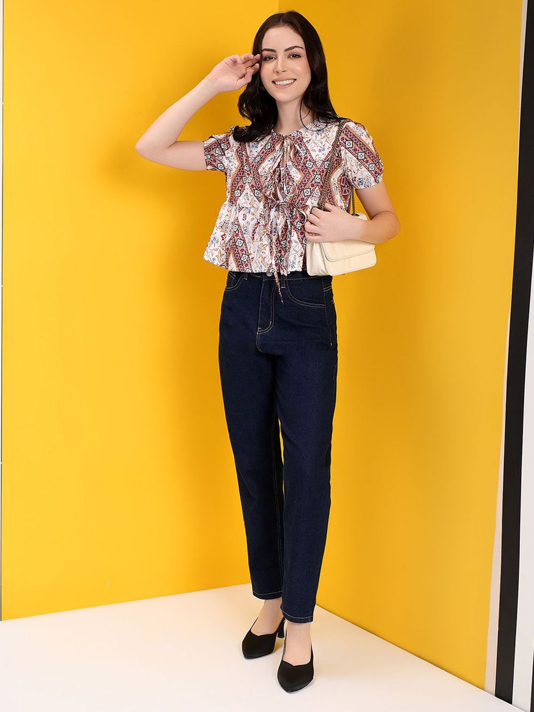 Kotty Women Printed Tie-Up Neck Puff Sleeves Top