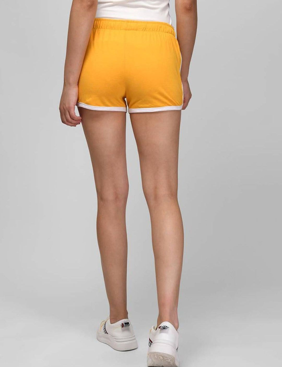 Kotty Women Colourblocked Yoga Sports Shorts 